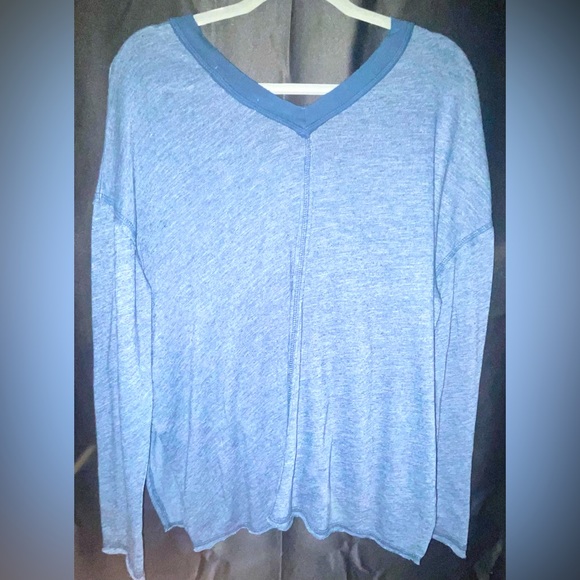 Project Social T Oversized V-Neck Long Sleeve Tee - Picture 4 of 4